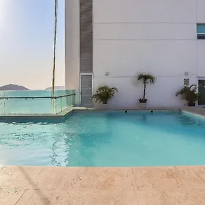https://a-unos-pasos-de-la-playa-torre-m.mazatlan-hotels.com